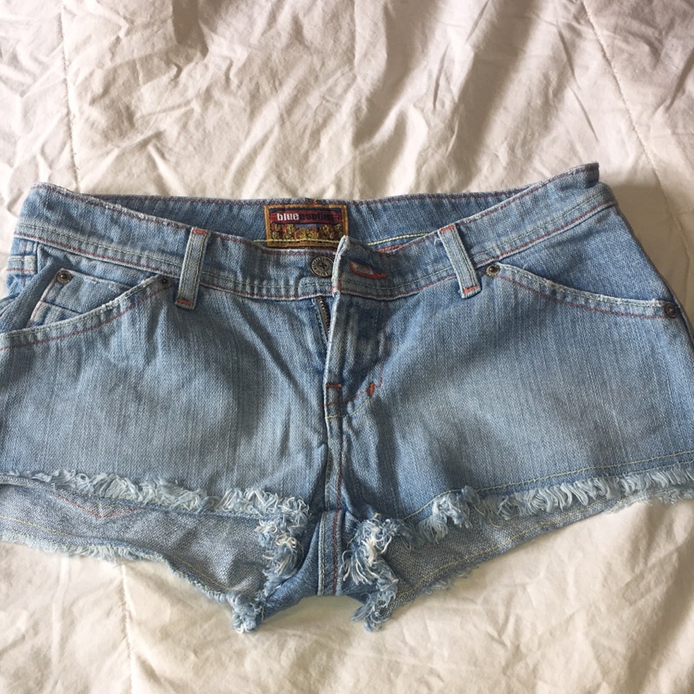 Blue asphalt short shorts
